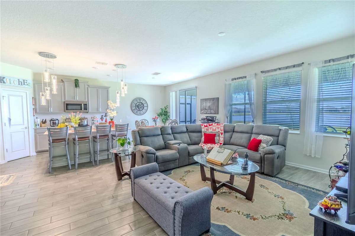1756 CHATSWORTH CIRCLE — photo 7 of 17