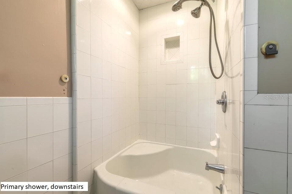 724 OLEANDER AVENUE — photo 17 of 26