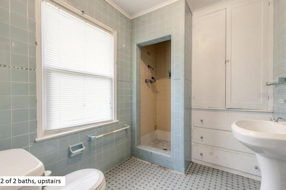 724 OLEANDER AVENUE — photo 14 of 26