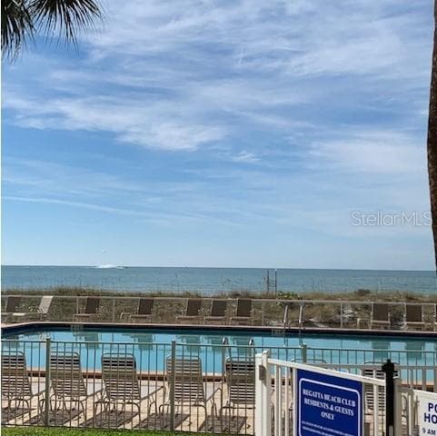 880 MANDALAY AVENUE — photo 7 of 33