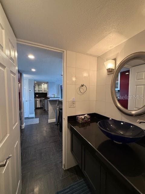 880 MANDALAY AVENUE — photo 23 of 33