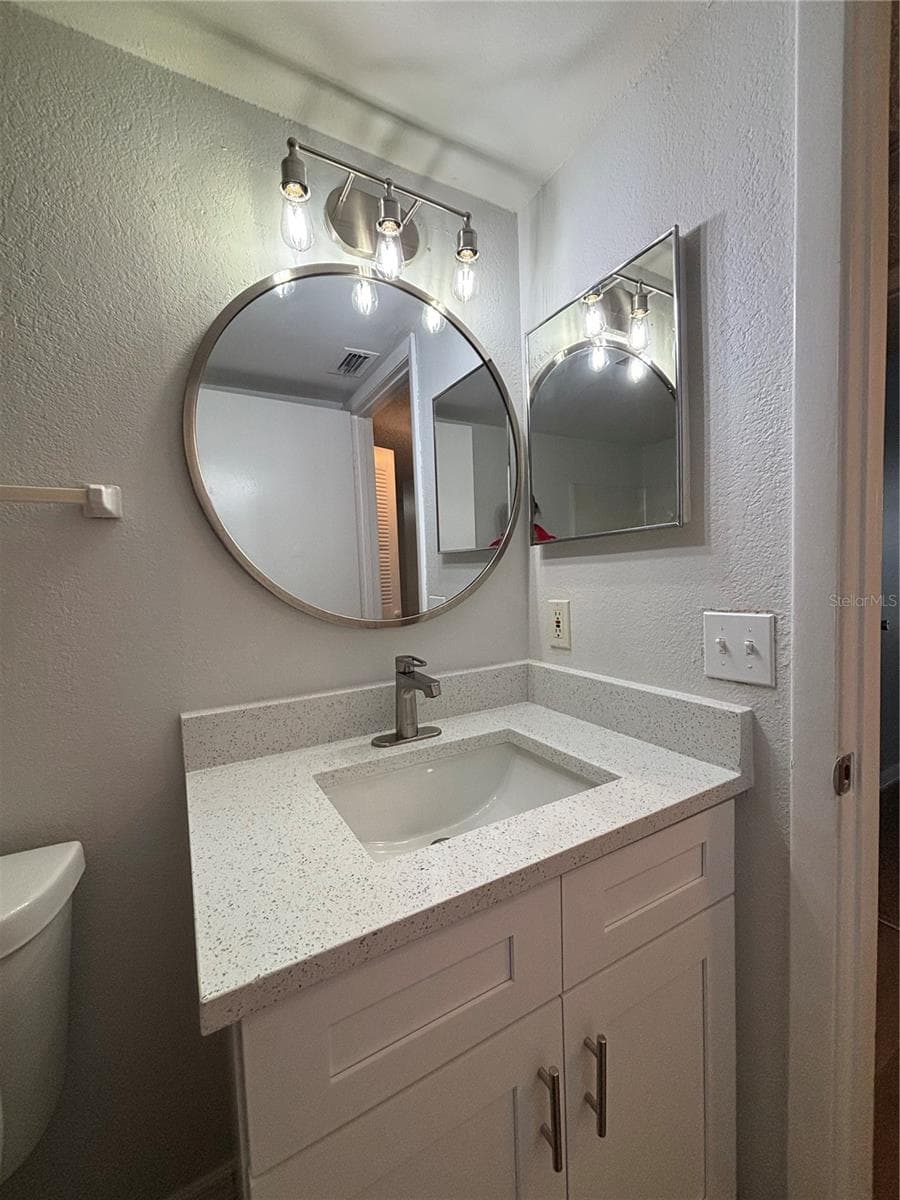 2690 CORAL LANDINGS BOULEVARD — photo 12 of 16