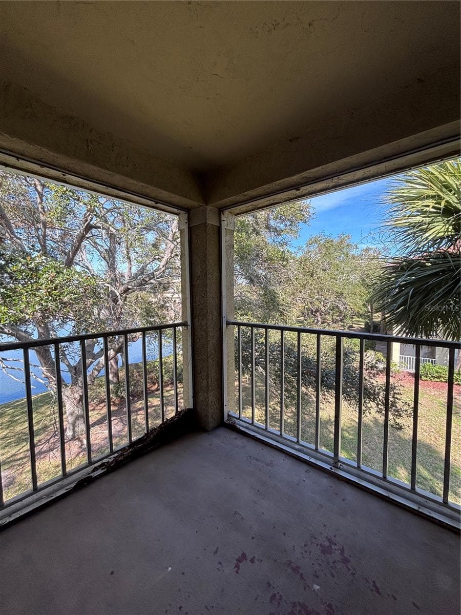 2690 CORAL LANDINGS BOULEVARD — photo 5 of 16