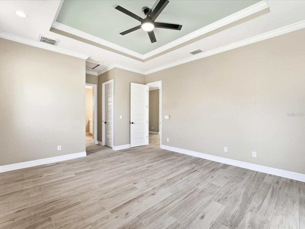 13364 RAYBURN LANE — photo 12 of 36