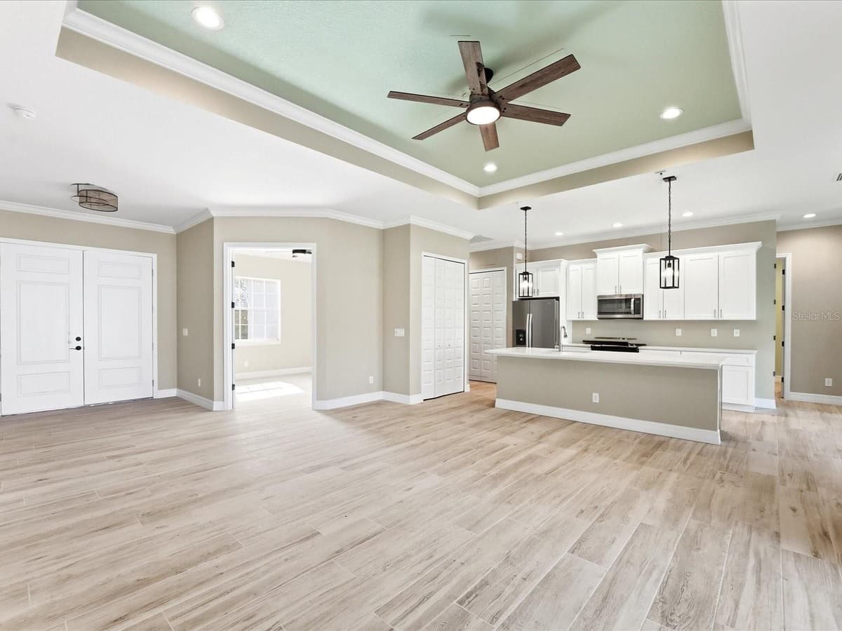 13364 RAYBURN LANE — photo 3 of 36