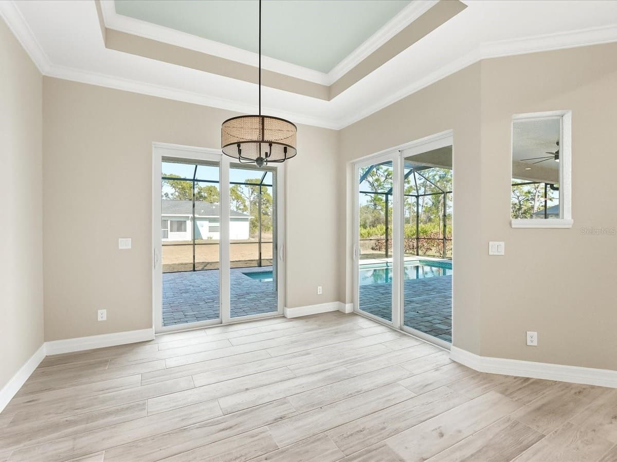 13364 RAYBURN LANE — photo 10 of 36