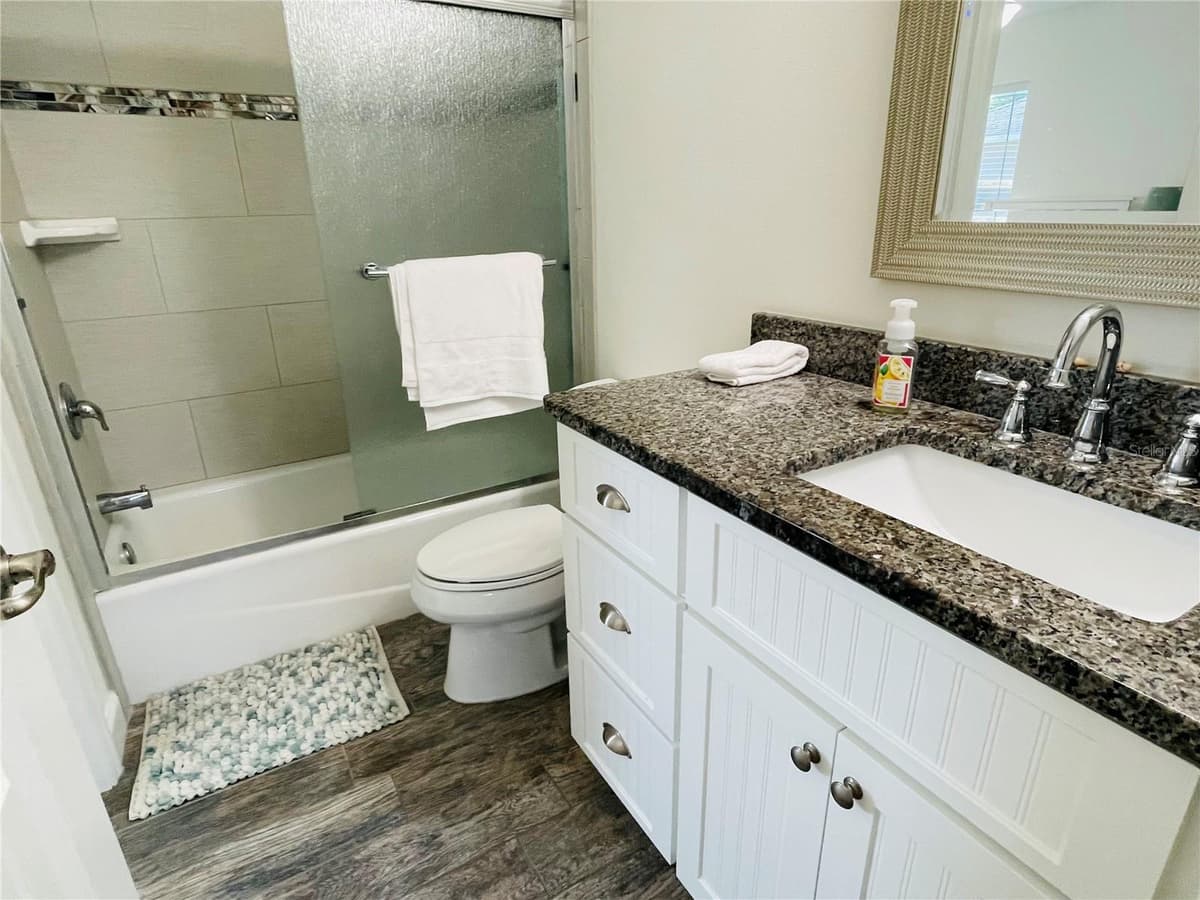 7076 NICHOLS STREET — photo 13 of 19