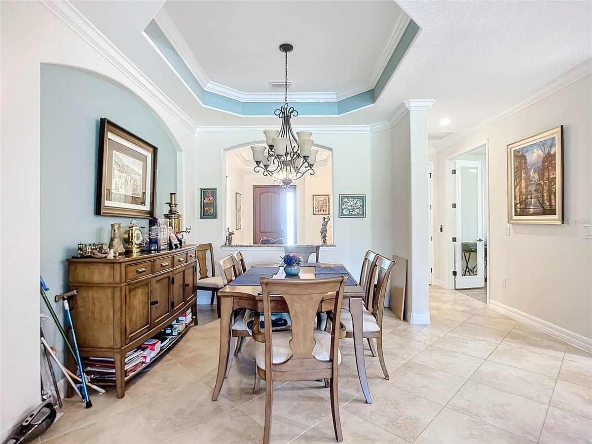 2902 AVIAMAR CIRCLE — photo 18 of 61