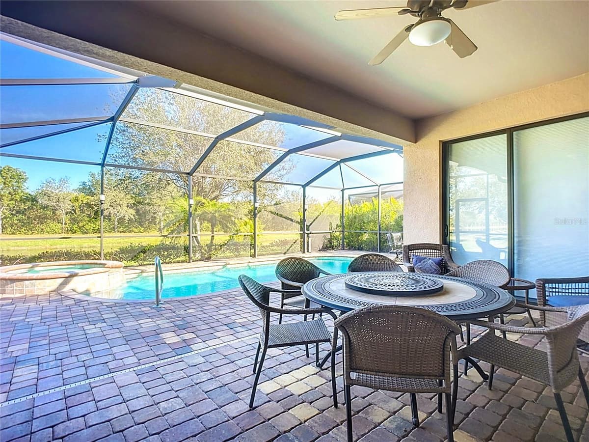 2902 AVIAMAR CIRCLE — photo 43 of 61