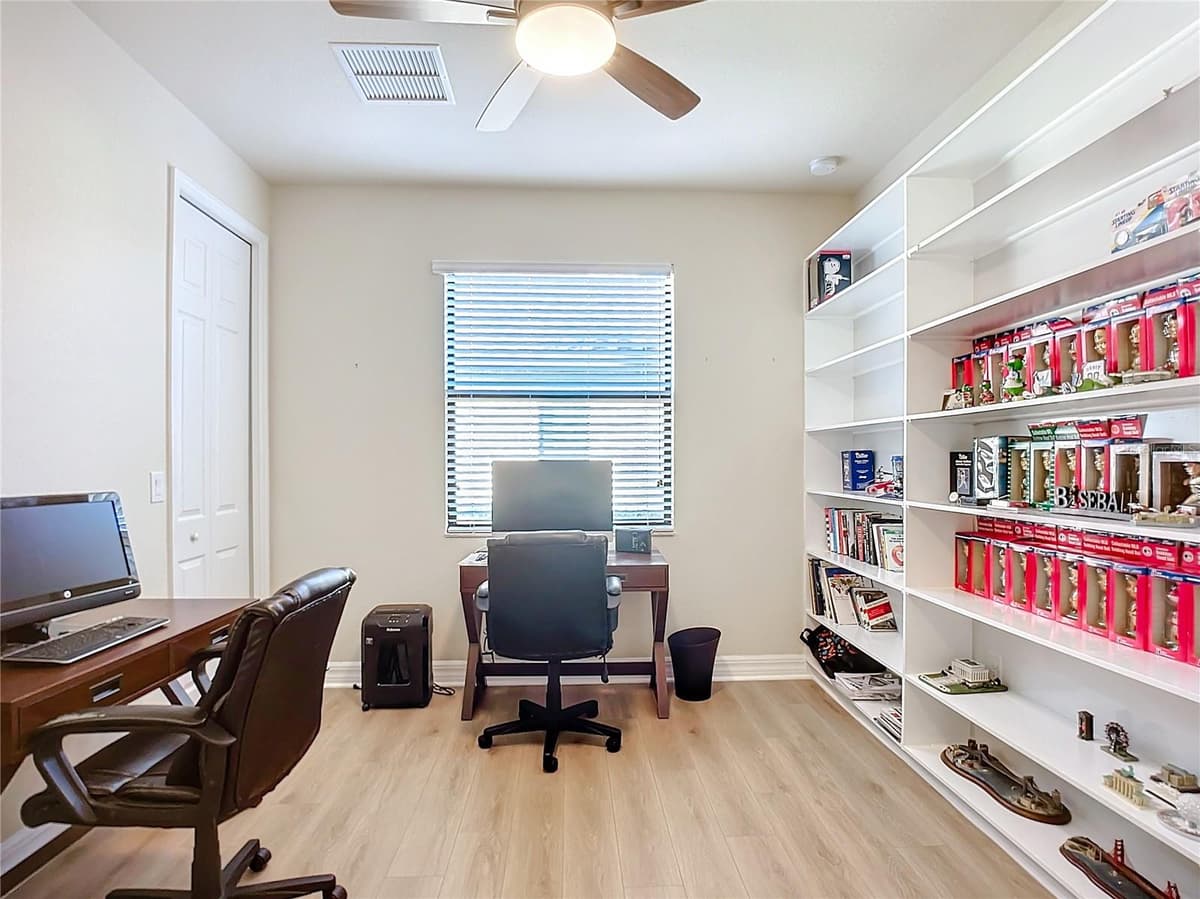 2902 AVIAMAR CIRCLE — photo 22 of 61