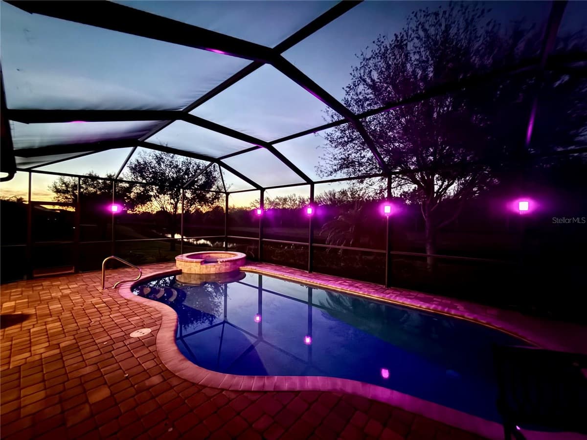 2902 AVIAMAR CIRCLE — photo 44 of 61