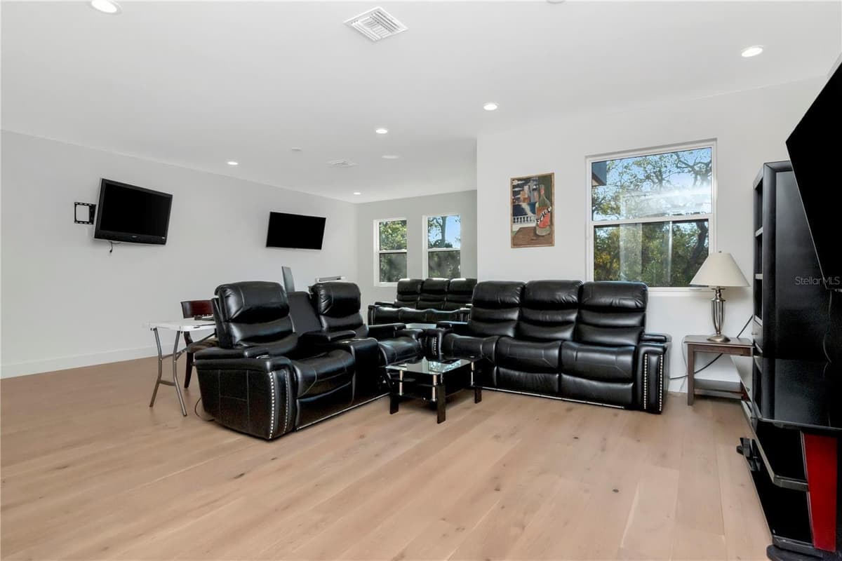 4604 LOWELL AVENUE — photo 44 of 78