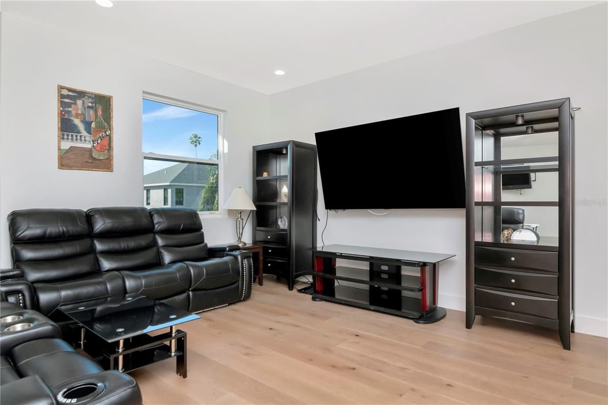 4604 LOWELL AVENUE — photo 45 of 78