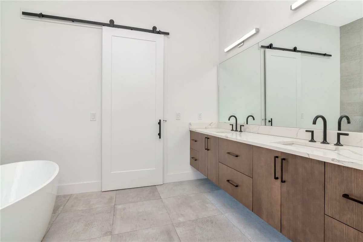 4604 LOWELL AVENUE — photo 32 of 78