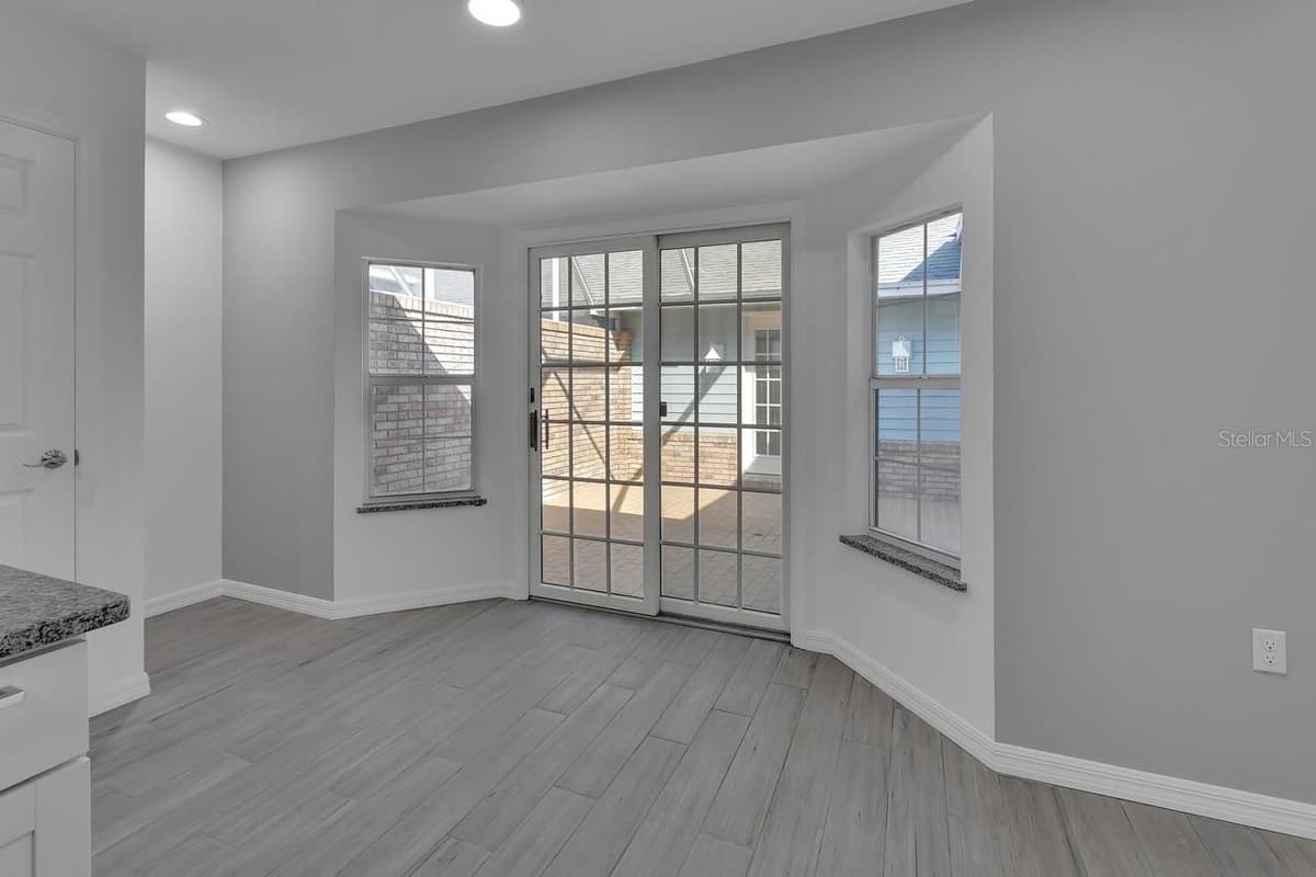 2400 GLEN EAGLES DRIVE — photo 25 of 38