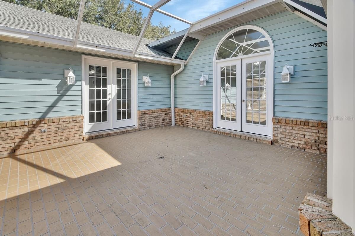 2400 GLEN EAGLES DRIVE — photo 11 of 38