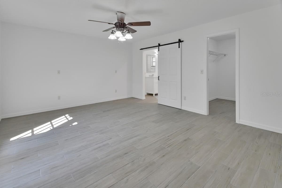 2400 GLEN EAGLES DRIVE — photo 24 of 38