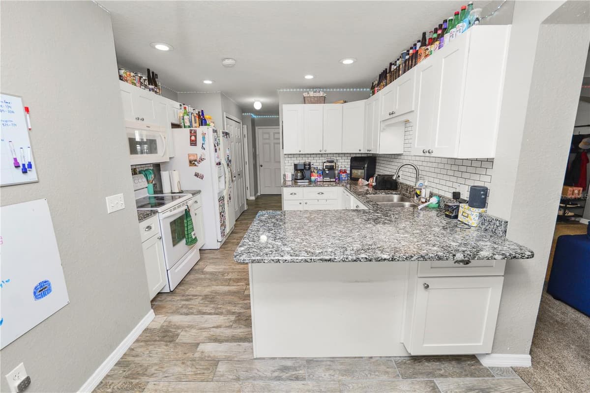 5942 WHITE TAIL LOOP — photo 11 of 40
