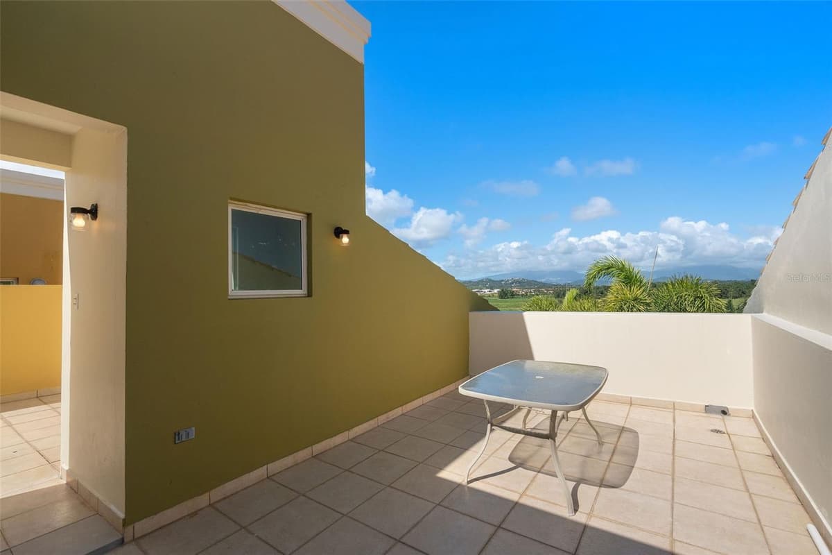 90 CANDELERO DRIVE — photo 43 of 45