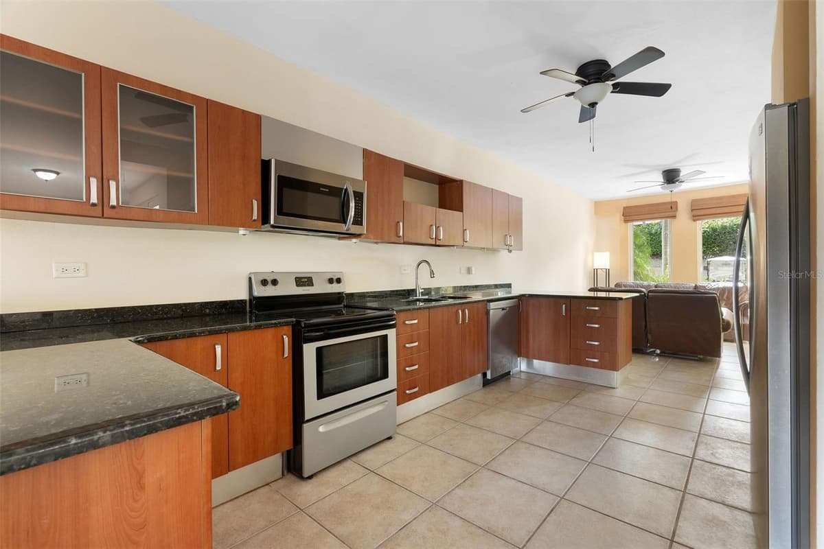 90 CANDELERO DRIVE — photo 20 of 45