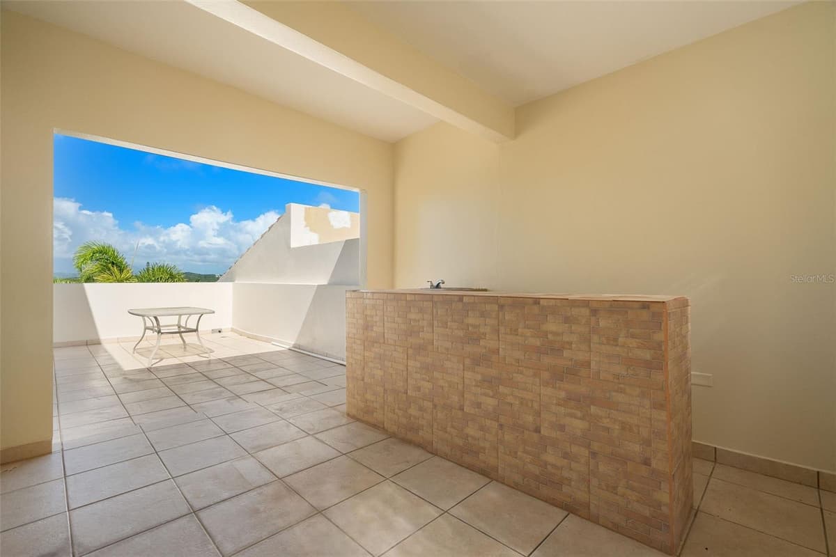 90 CANDELERO DRIVE — photo 35 of 45
