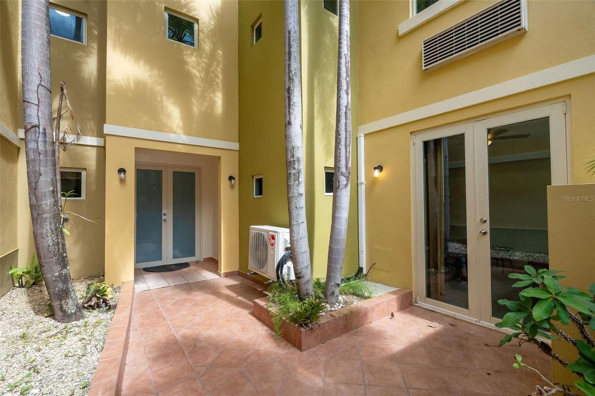 90 CANDELERO DRIVE — photo 4 of 45
