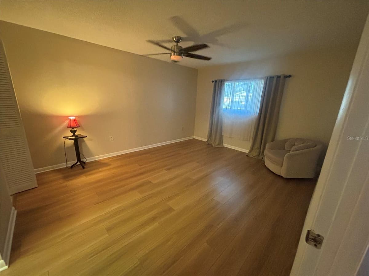 2765 COUNTRYSIDE BOULEVARD — photo 8 of 25