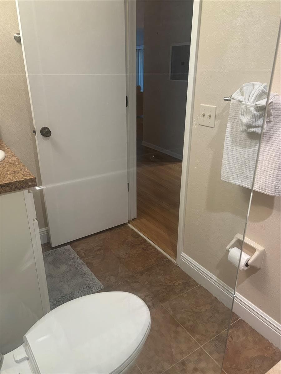 2765 COUNTRYSIDE BOULEVARD — photo 14 of 25