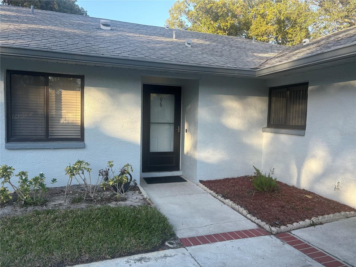 2765 COUNTRYSIDE BOULEVARD — photo 23 of 25