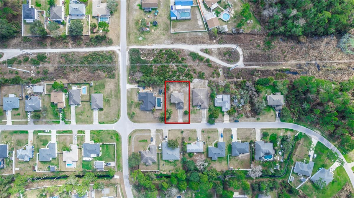 2645 COACHMAN DRIVE — photo 3 of 34