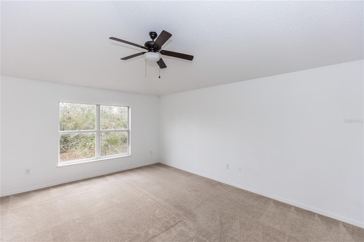 2645 COACHMAN DRIVE — photo 26 of 34