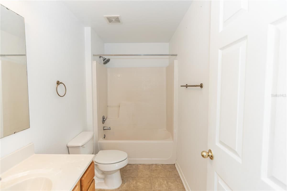 2645 COACHMAN DRIVE — photo 24 of 34