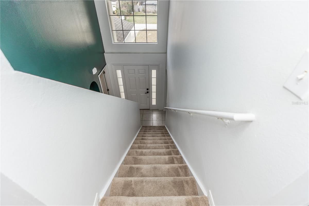 2645 COACHMAN DRIVE — photo 32 of 34