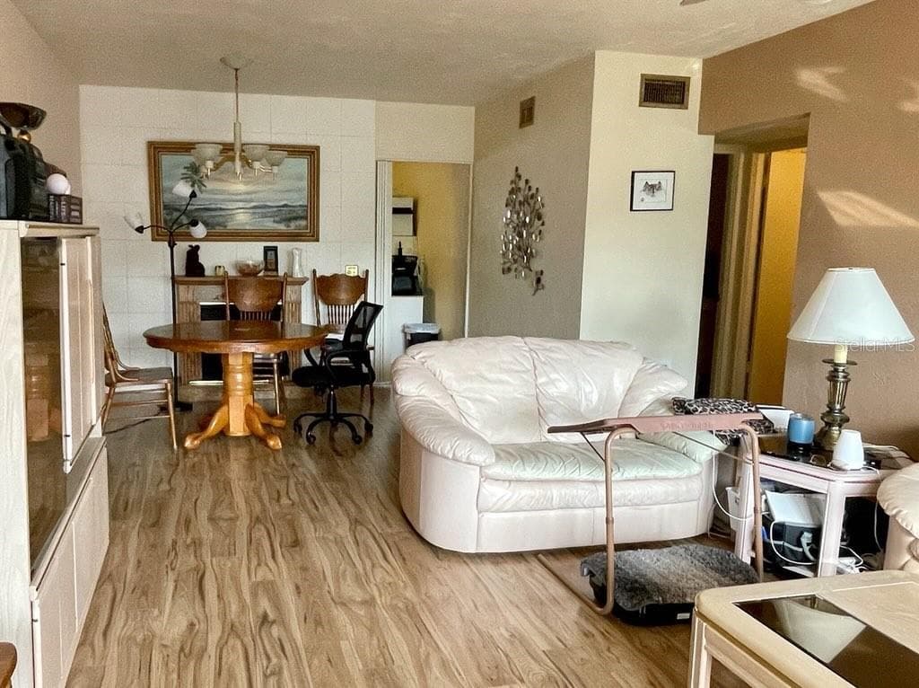 4060 55TH STREET — photo 4 of 28