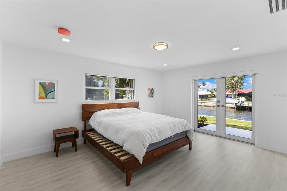 23 OCEAN DRIVE — photo 16 of 45