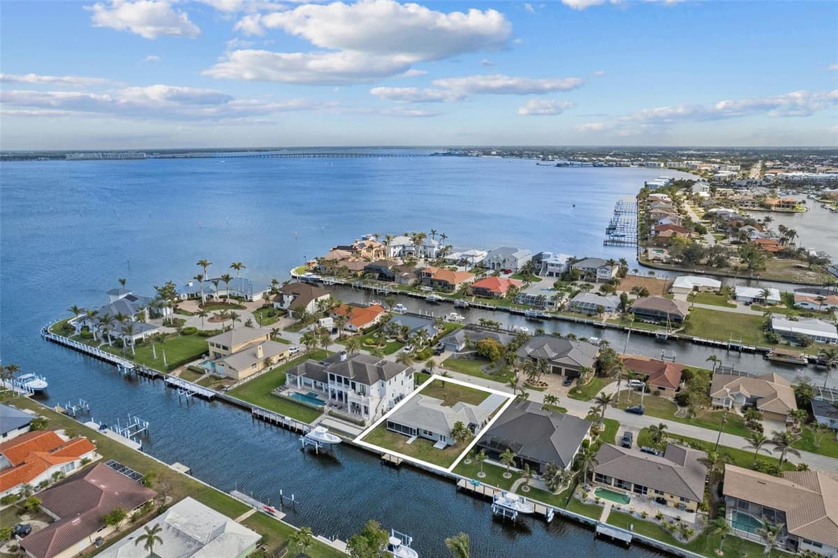 23 OCEAN DRIVE — photo 4 of 45