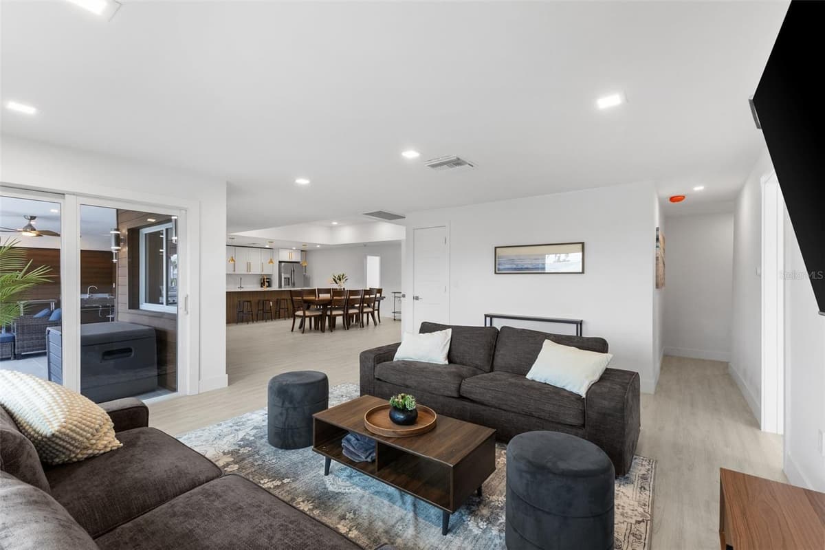 23 OCEAN DRIVE — photo 29 of 45