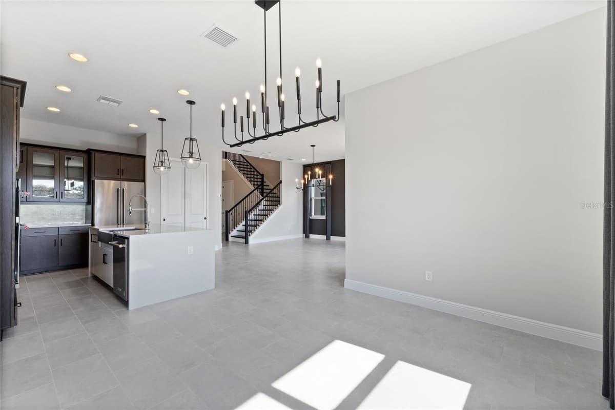 16112 VETTA DRIVE — photo 13 of 84