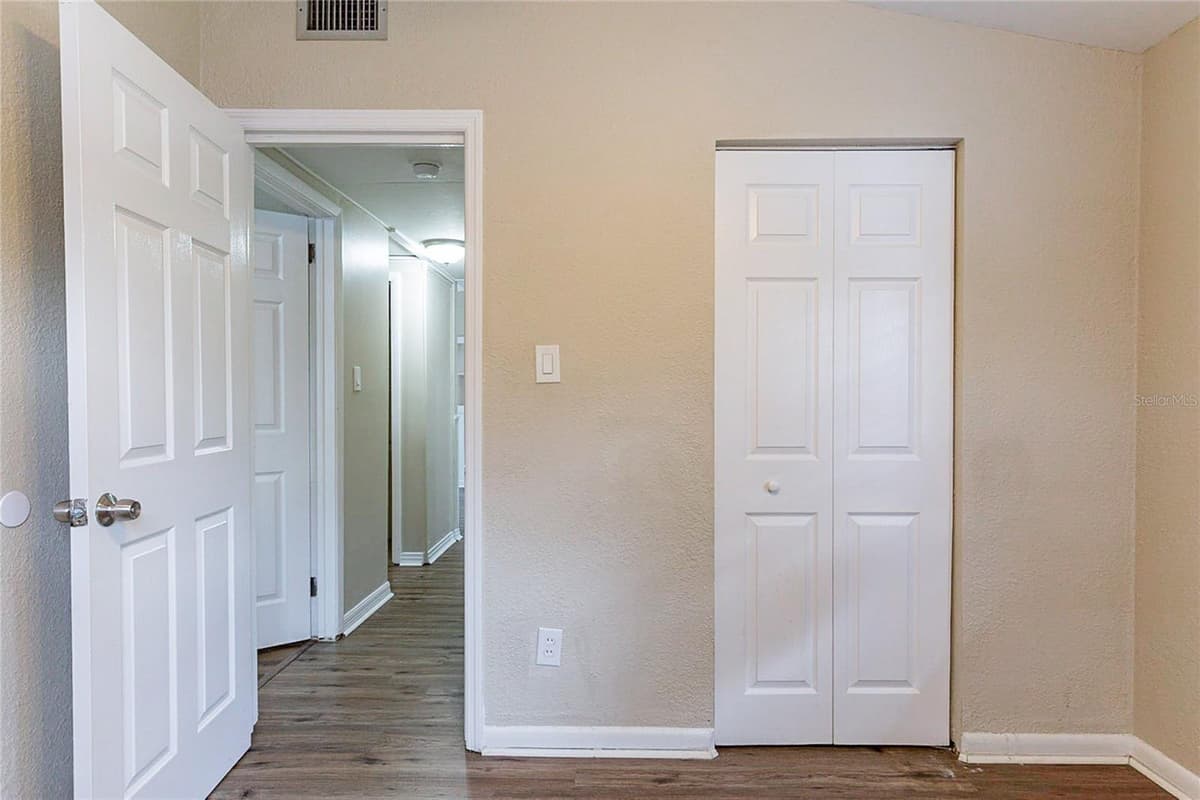 7216 EMMA STREET — photo 12 of 21