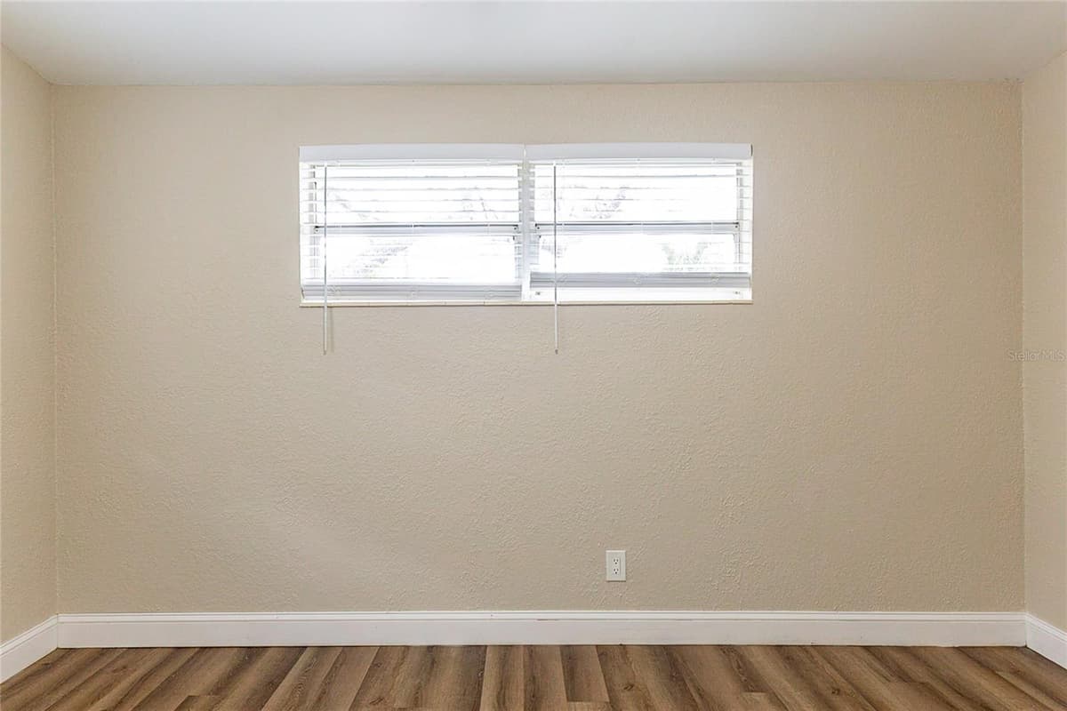 7216 EMMA STREET — photo 14 of 21