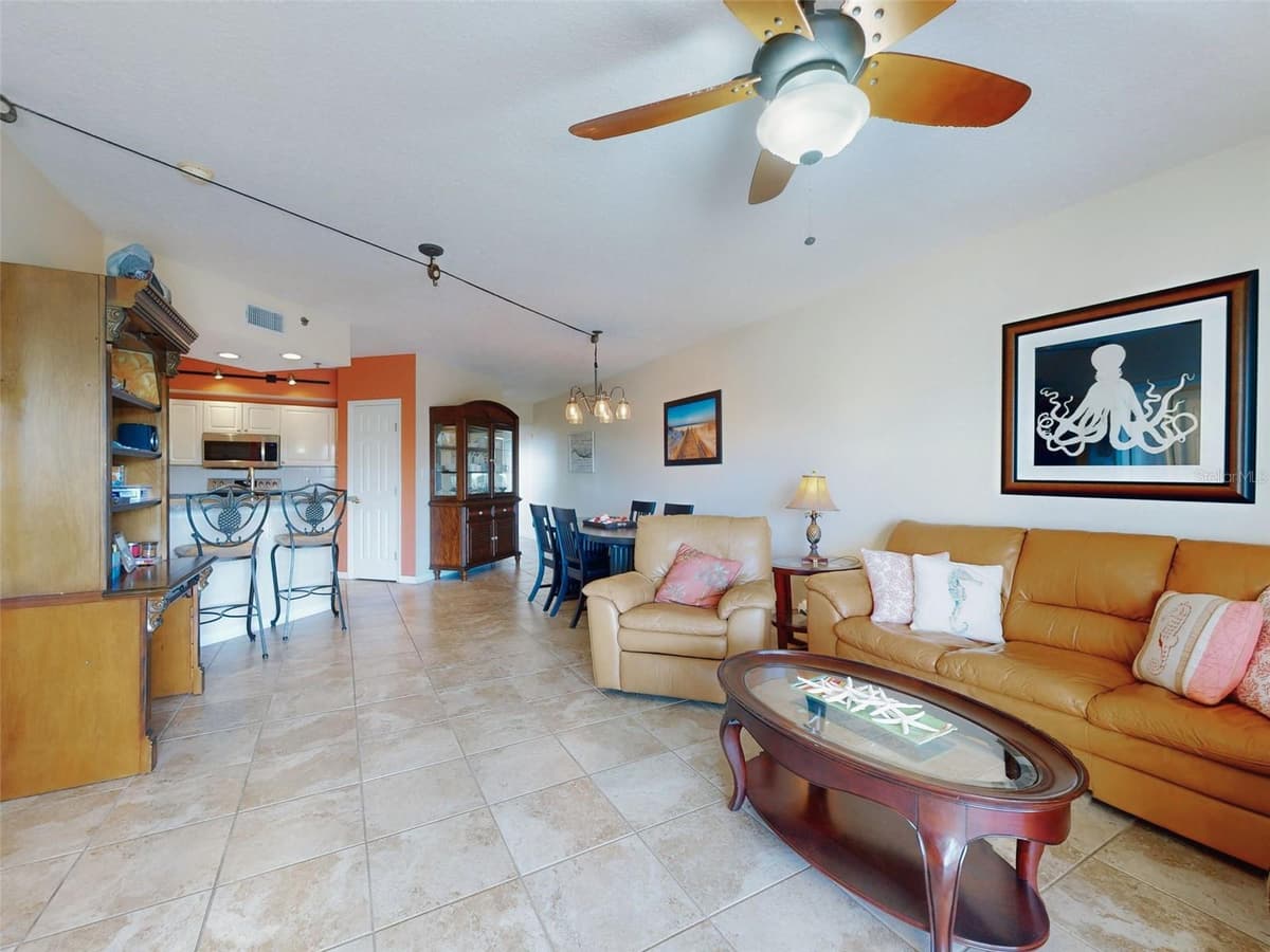 5300 ATLANTIC AVENUE — photo 18 of 81
