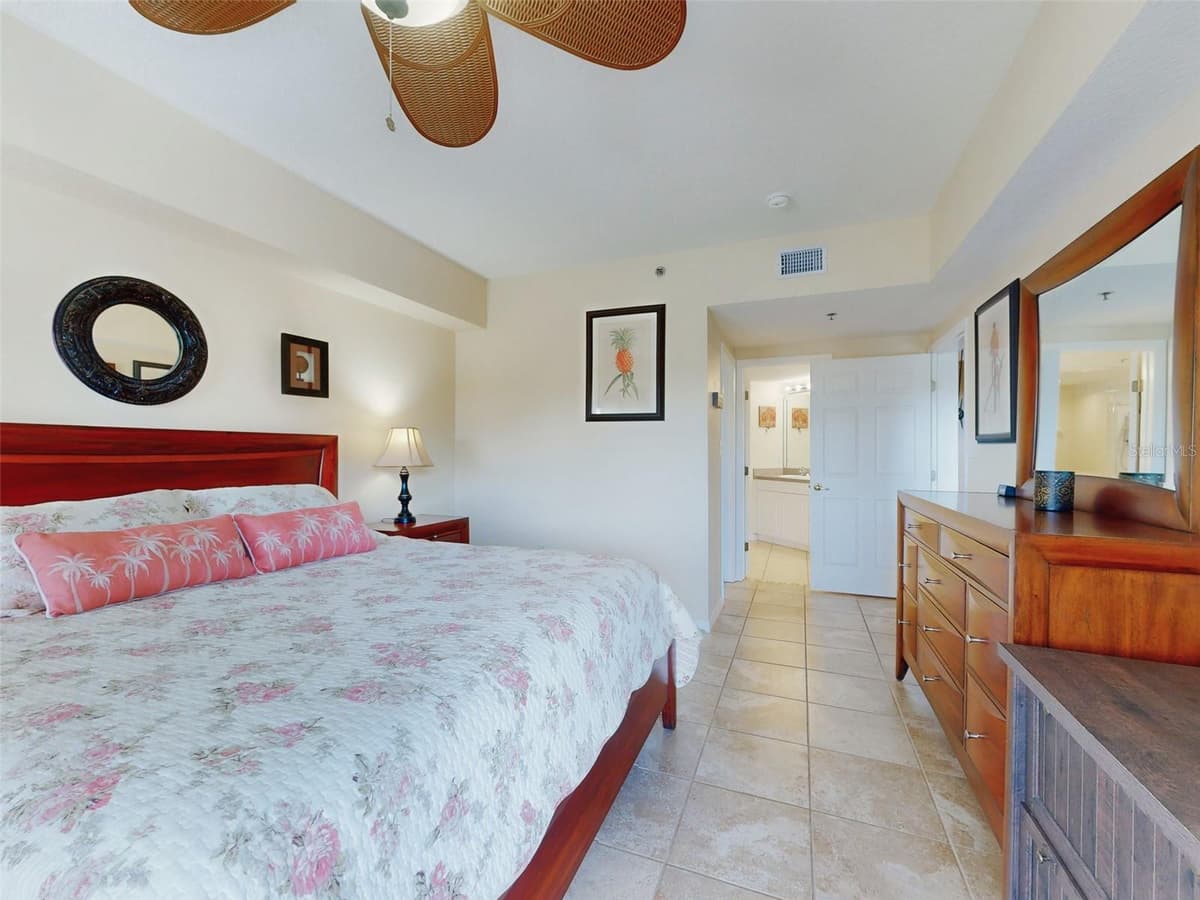 5300 ATLANTIC AVENUE — photo 35 of 81