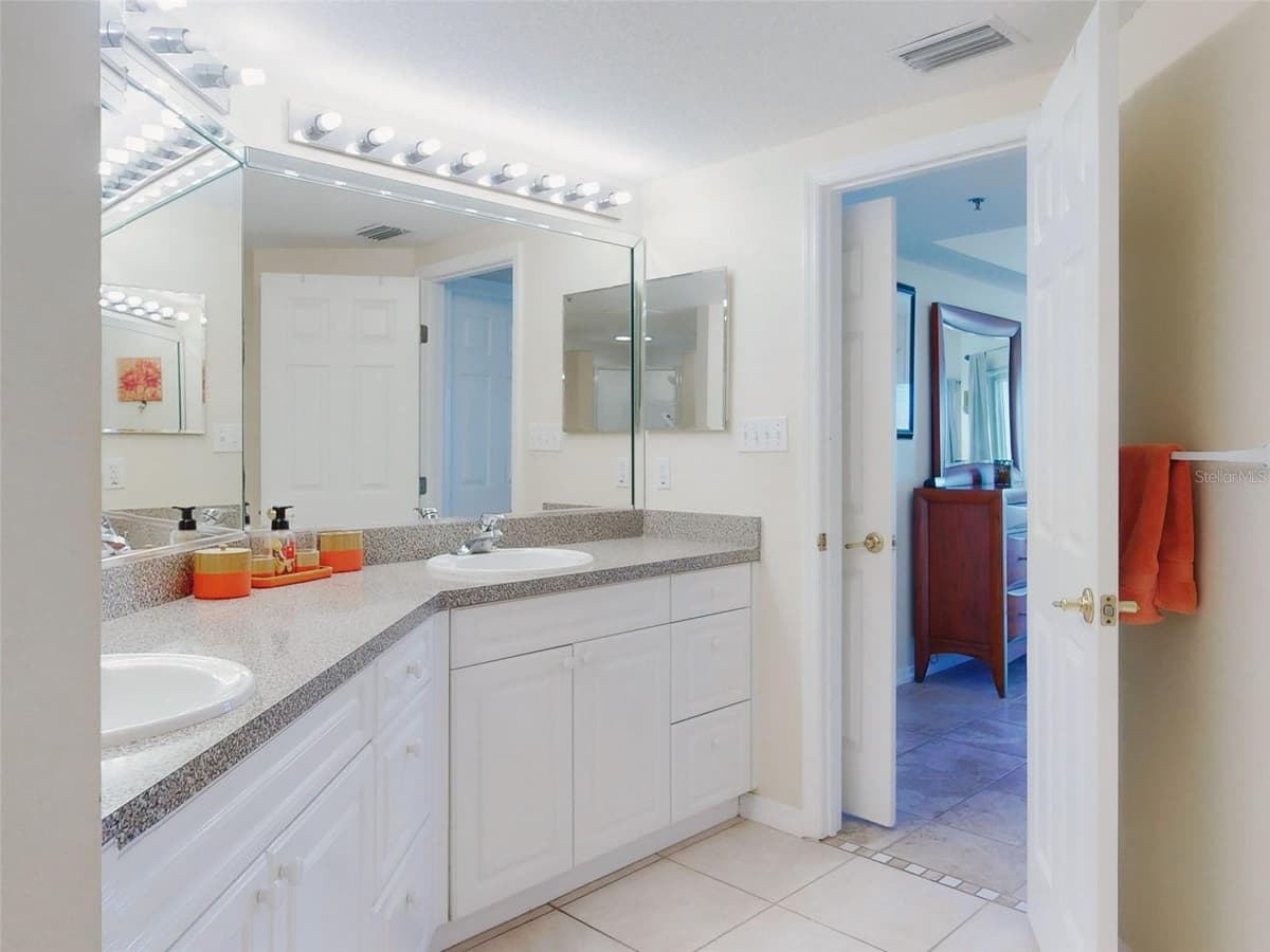 5300 ATLANTIC AVENUE — photo 39 of 81