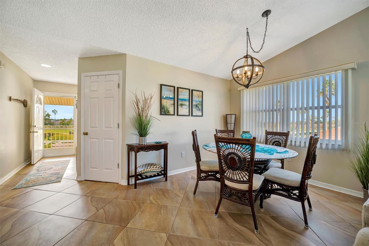 1620 FAIRWAY TRACE — photo 3 of 36