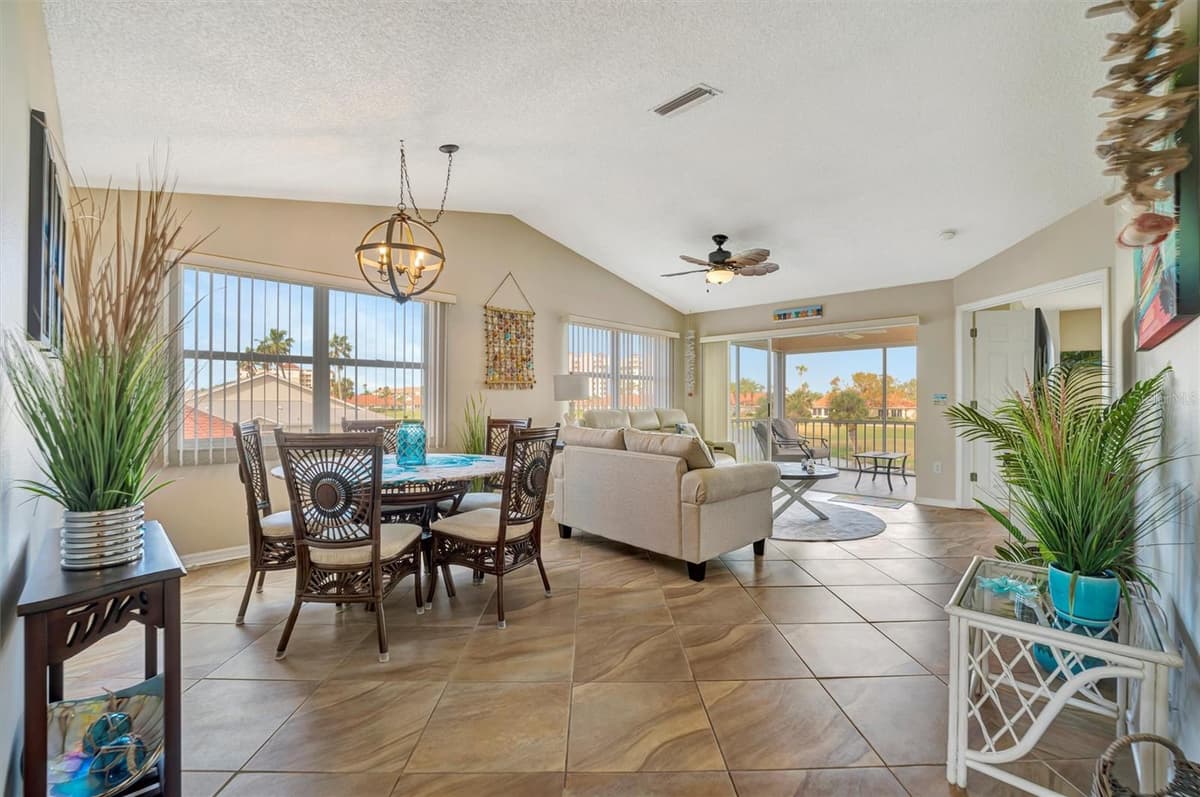 1620 FAIRWAY TRACE — photo 5 of 36