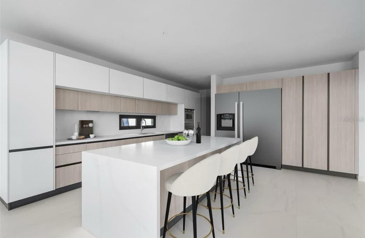 49 LOS LAGOS — photo 18 of 22