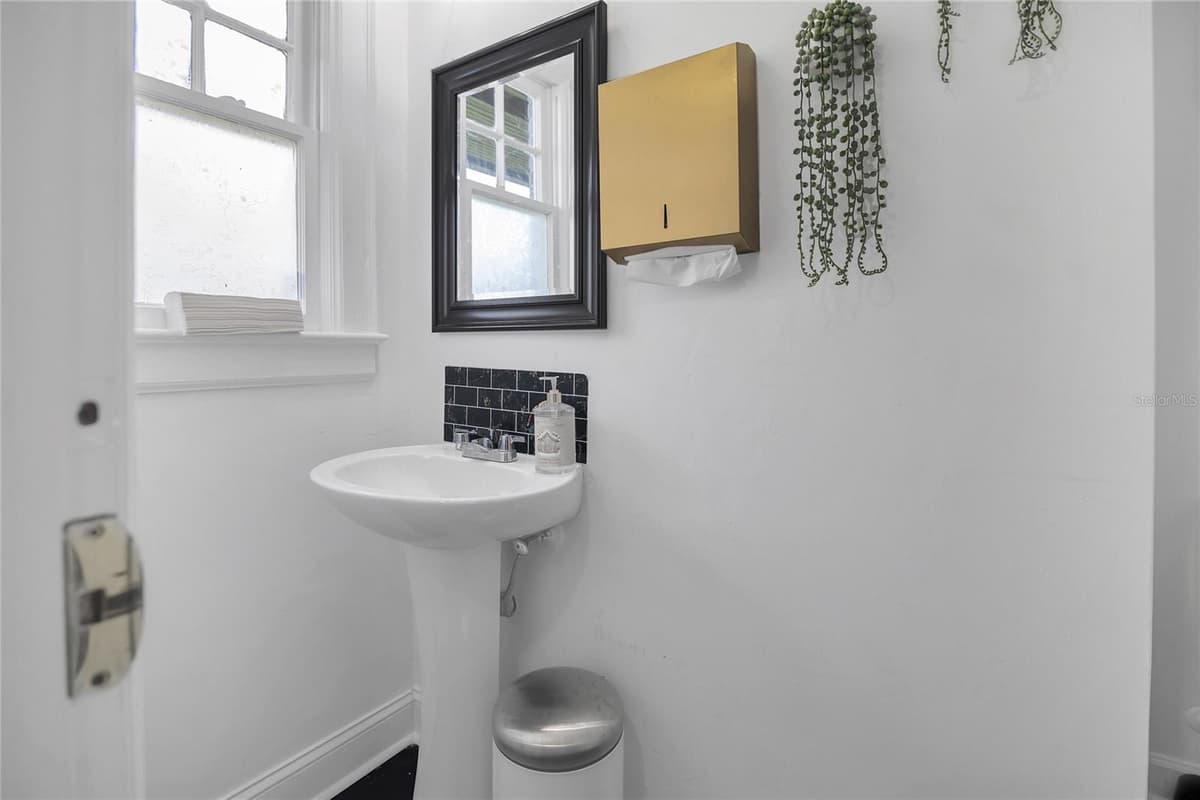 120 DILLARD STREET — photo 27 of 28