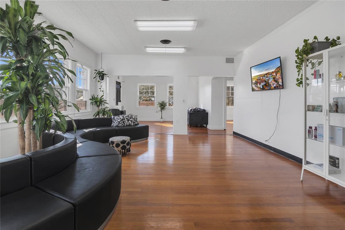 120 DILLARD STREET — photo 5 of 28