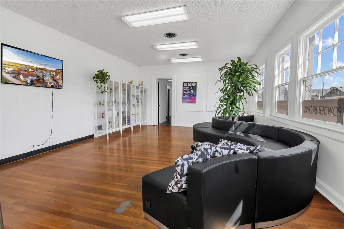120 DILLARD STREET — photo 8 of 28