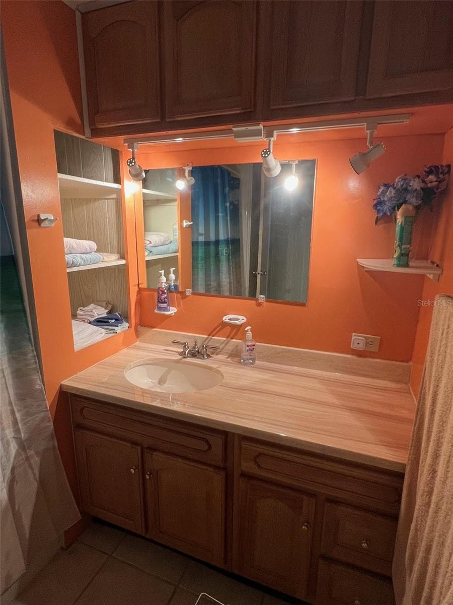 220 ROYAL PALM CIRCLE — photo 28 of 29